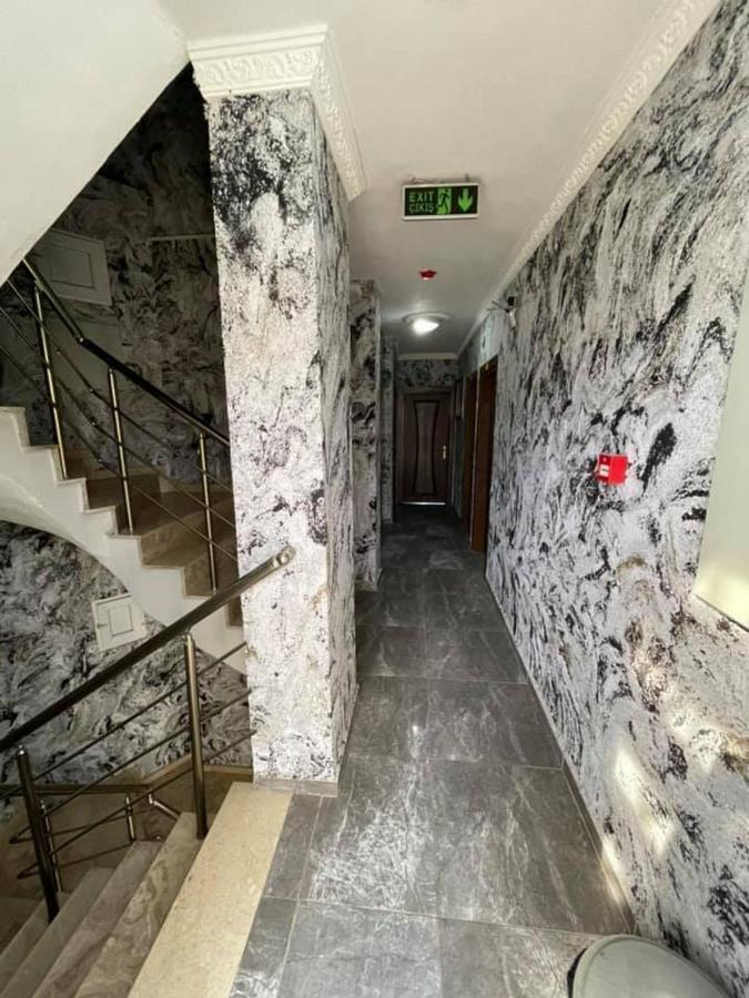 Oezguer Hotel Анталья Экстерьер фото